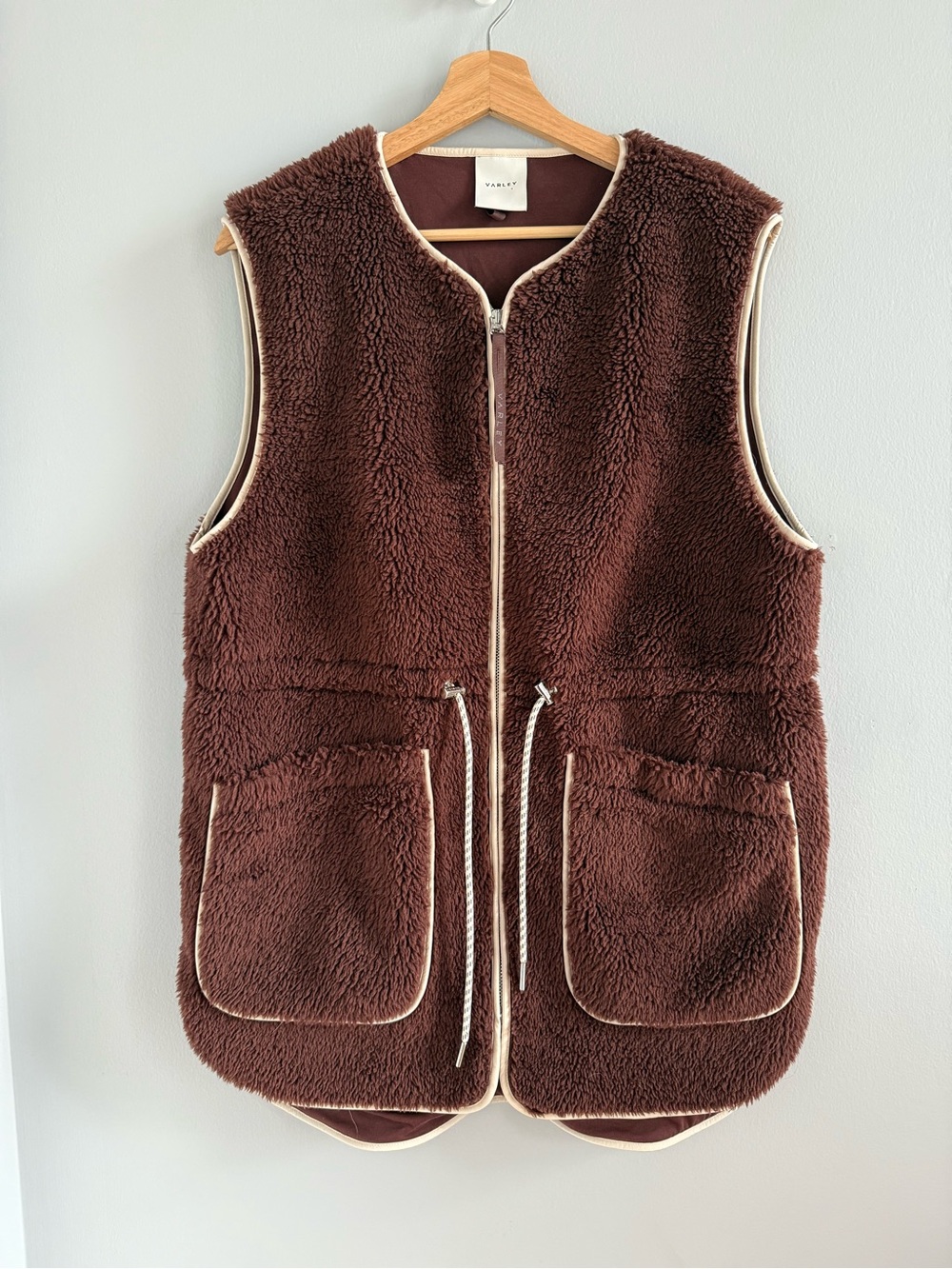 VARLEY Kestral Sherpa Gilet Vest in Red Chocolate size Small